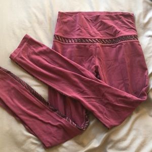 Maroon lululemon align leggings